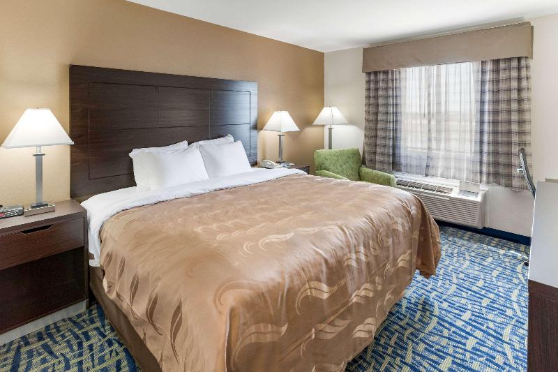 Quality Inn Rochelle image 10