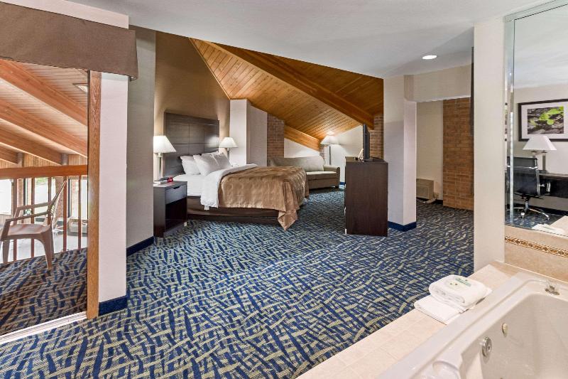 Quality Inn Rochelle image