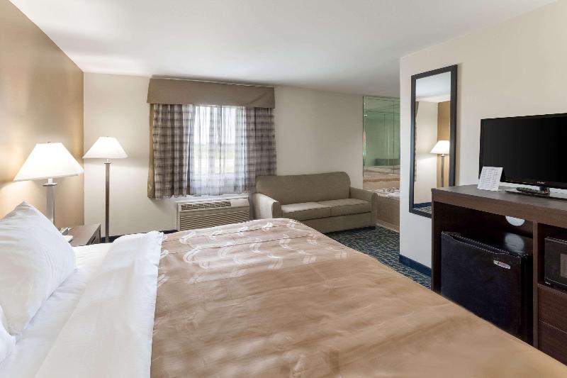 Quality Inn Rochelle image