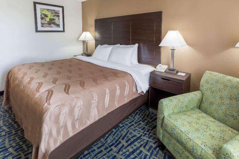 Quality Inn Rochelle image