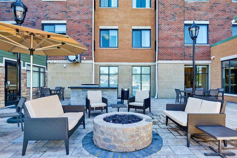 Residence Inn Cleveland Airport Middleburg Heights image