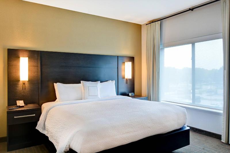 Residence Inn Cleveland Airport Middleburg Heights image
