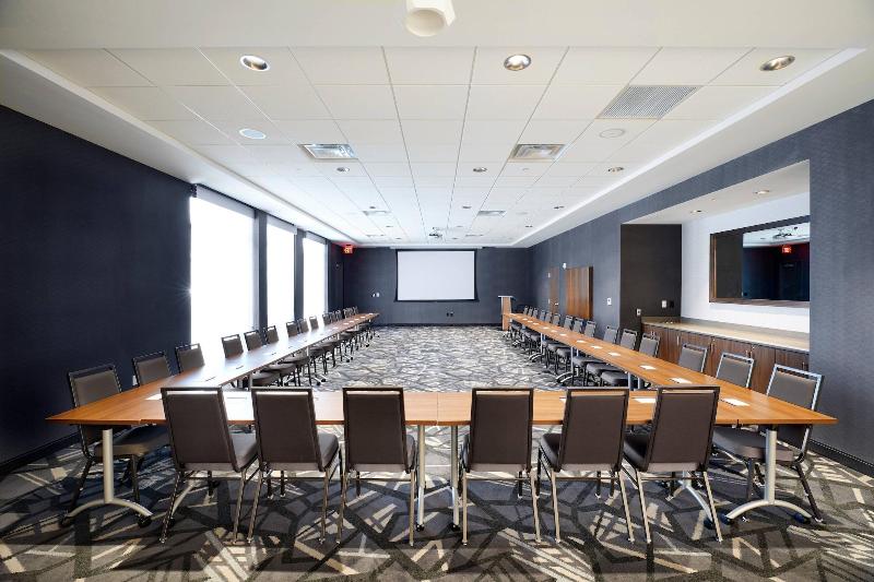 Springhill Suites Columbus Easton Area image