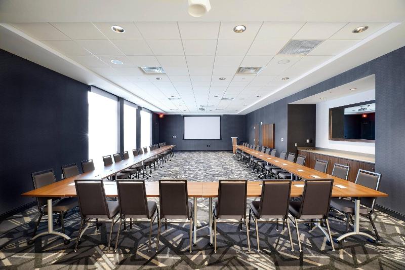 Springhill Suites Columbus Easton Area image