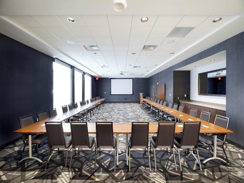 Springhill Suites Columbus Easton Area image