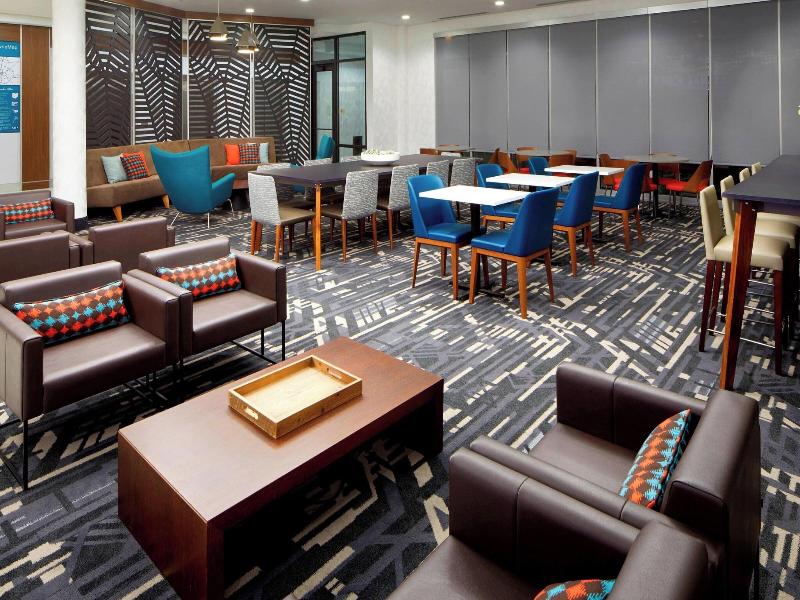 Springhill Suites Columbus Easton Area image