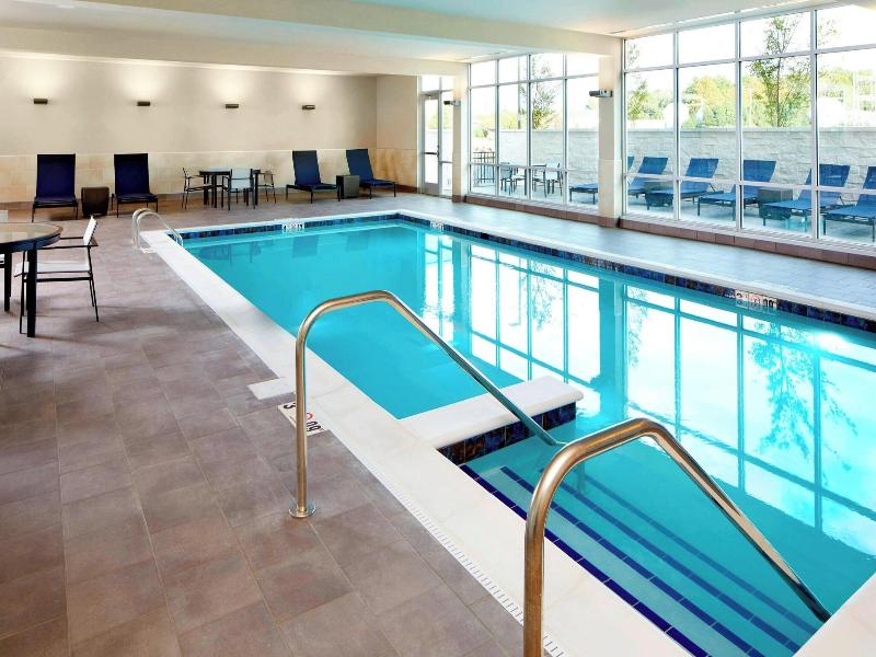 Springhill Suites Columbus Easton Area image