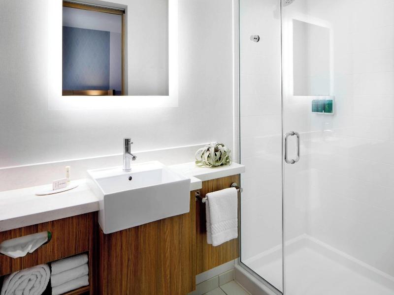 Springhill Suites Columbus Easton Area image