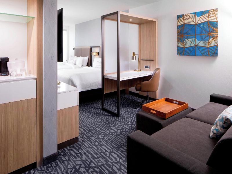 Springhill Suites Columbus Easton Area image