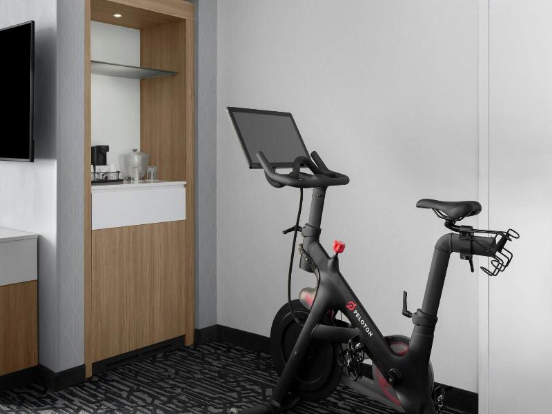 Springhill Suites Columbus Easton Area image