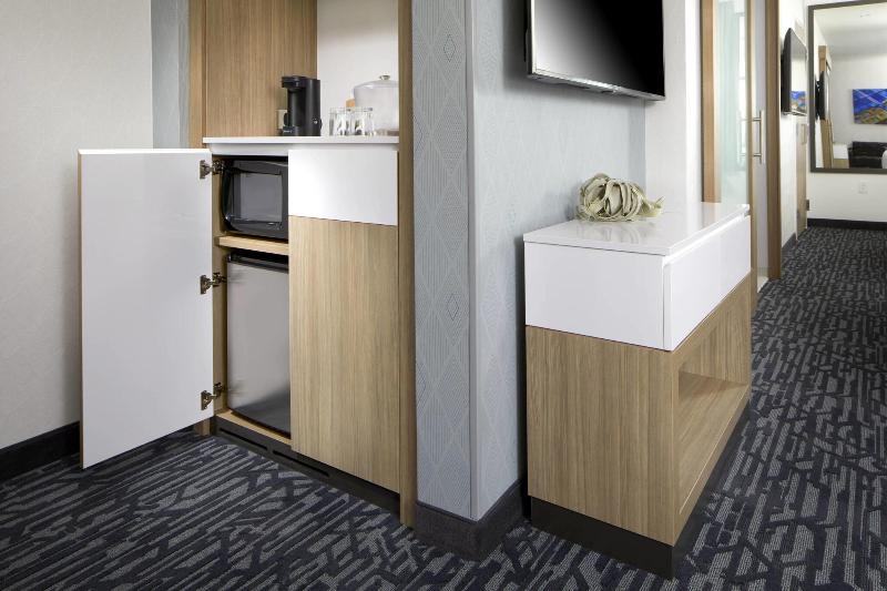 Springhill Suites Columbus Easton Area image