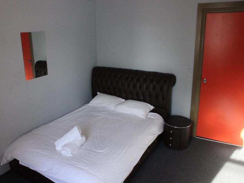 Backpackers Imperial Hotel image