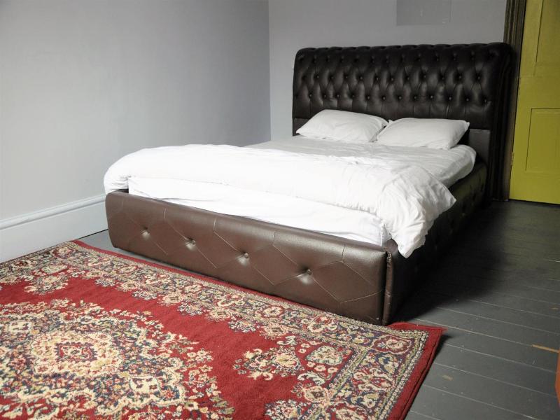 Backpackers Imperial Hotel image