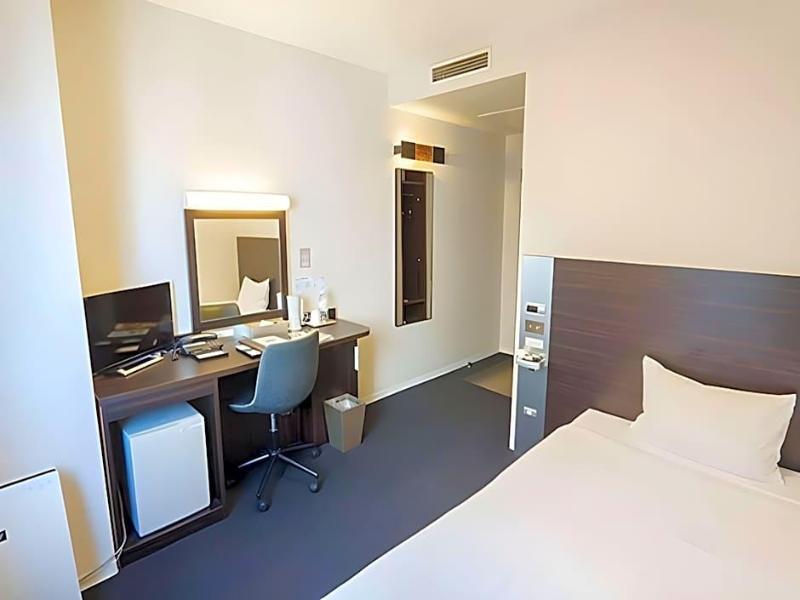 Osaka City Hotel Kyobashi image