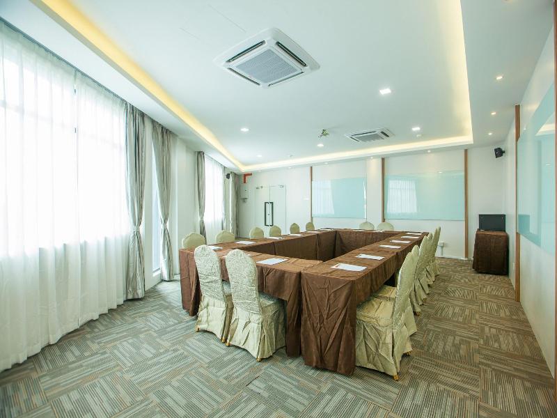 Bzz Hotel Skudai image