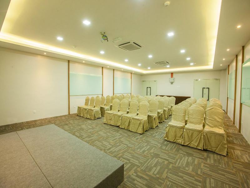 Bzz Hotel Skudai image
