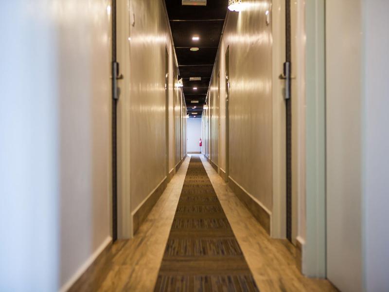 Bzz Hotel Skudai image