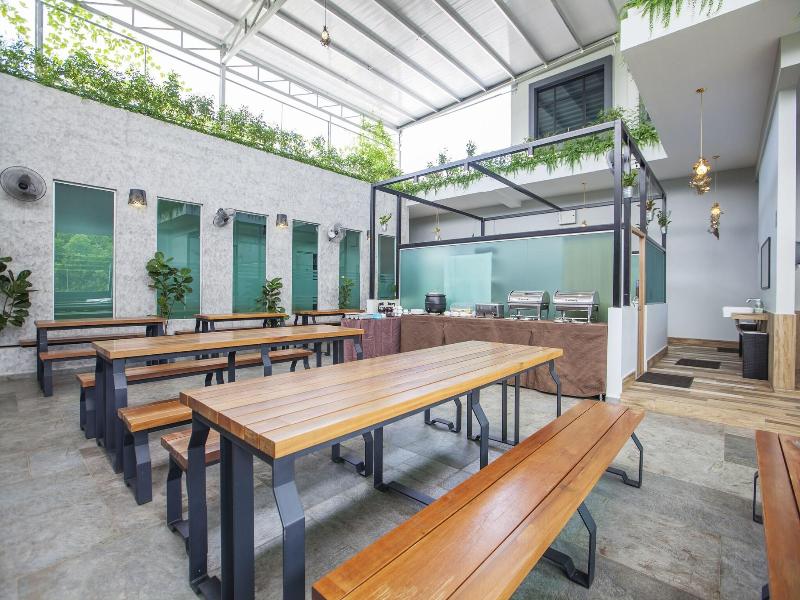 Bzz Hotel Skudai image