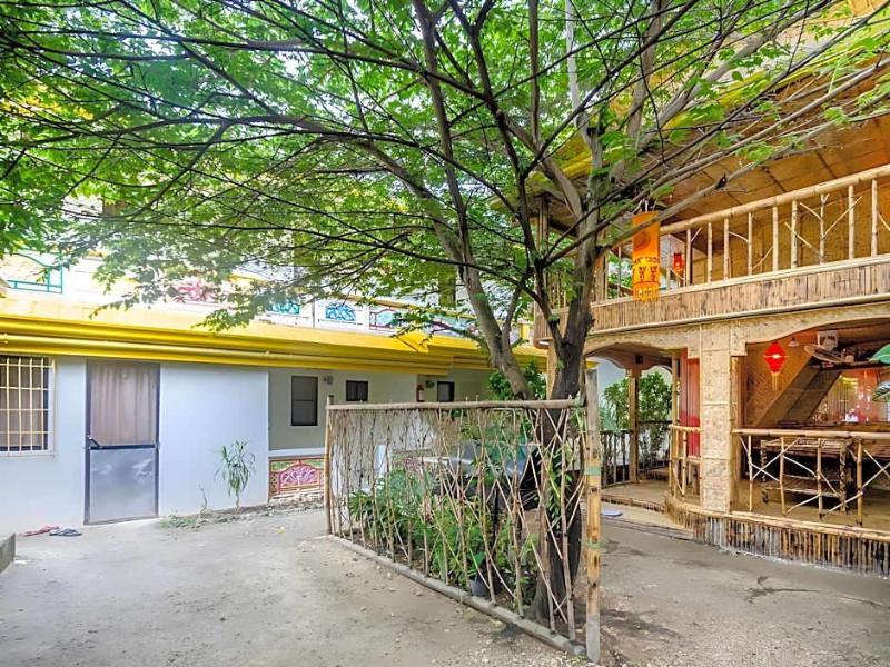 Bambooze Hauz image