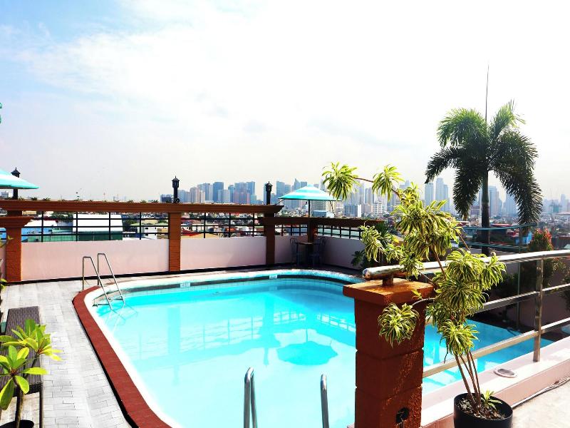 Urban Travellers Hotel image