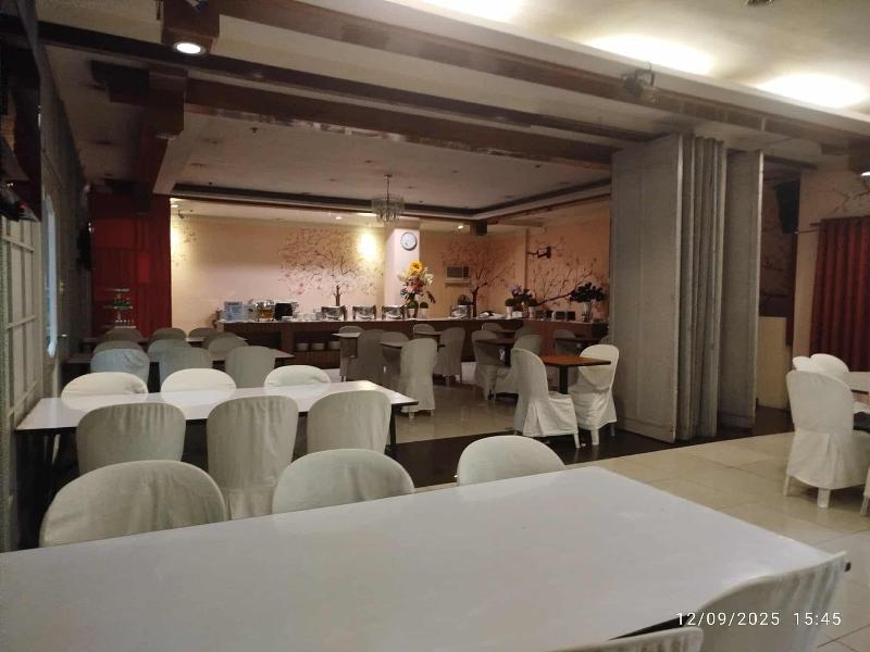 Urban Travellers Hotel image