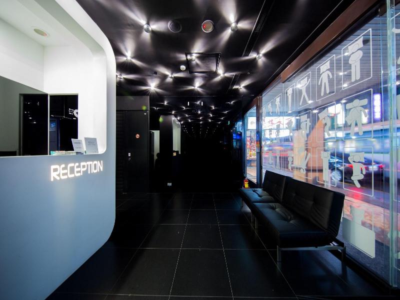 SleepBox Hostel image