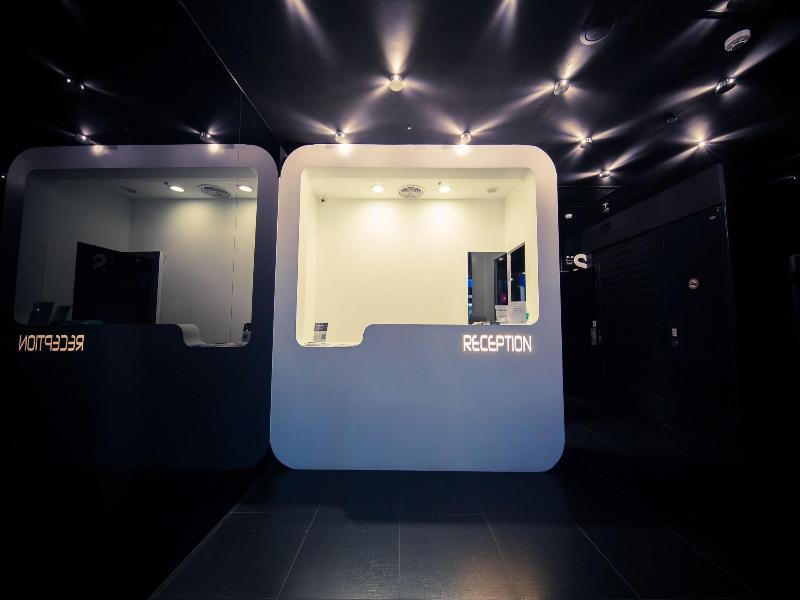 SleepBox Hostel image