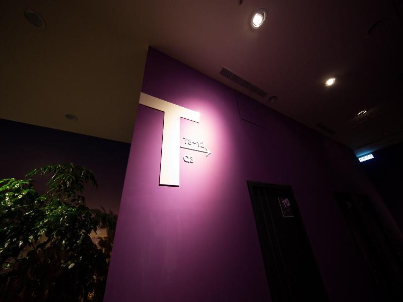 SleepBox Hostel image