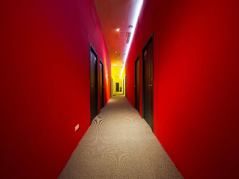 SleepBox Hostel image