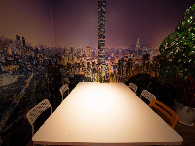 SleepBox Hostel image