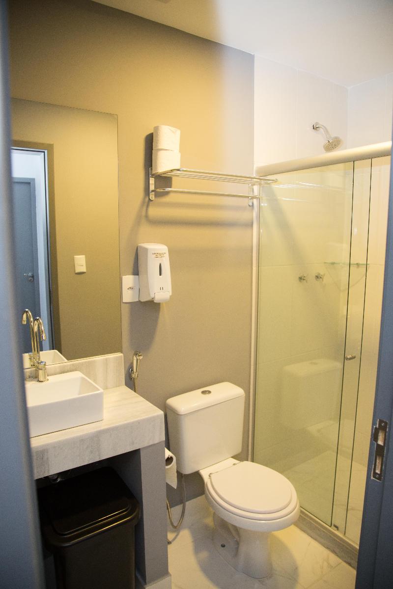 Pousada REF House image