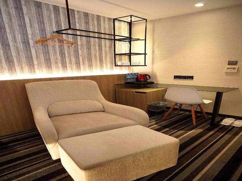 Via Hotel Zhongxiao image