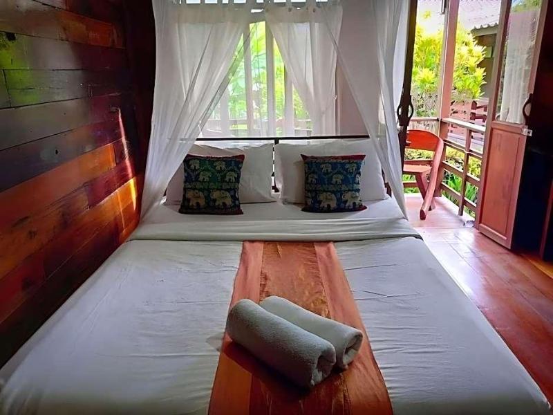 Namkhong Guesthouse and Resort