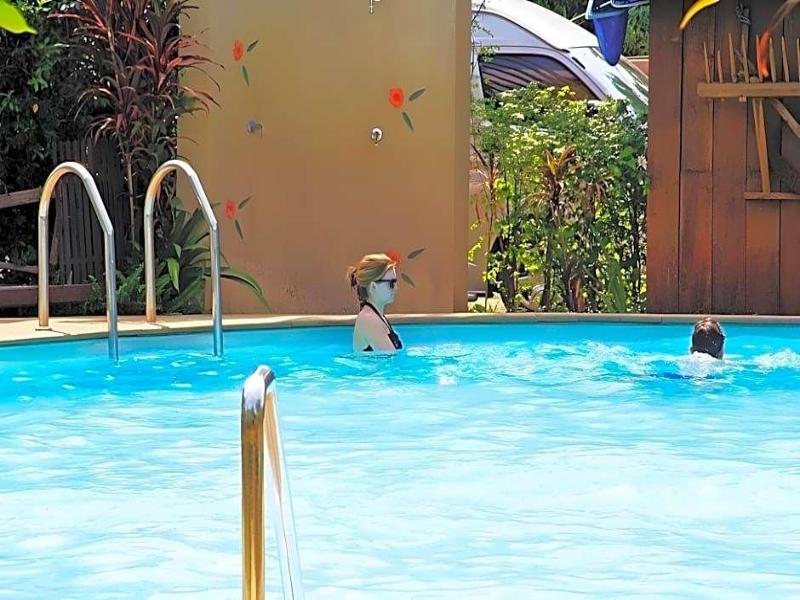 Namkhong Guesthouse and Resort