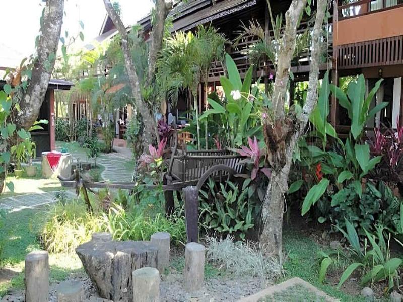 Namkhong Guesthouse and Resort