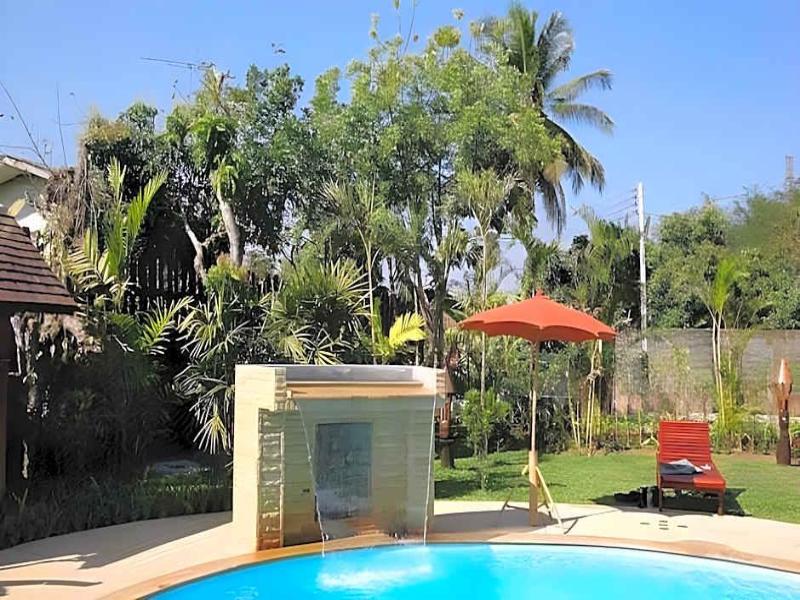 Namkhong Guesthouse and Resort