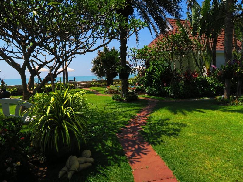 CHOMTALAY RESORT Hadchao samran image