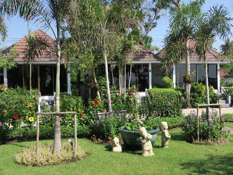 CHOMTALAY RESORT Hadchao samran image
