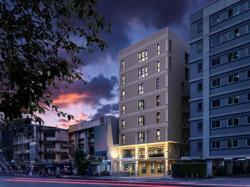 Travelier Hostel image