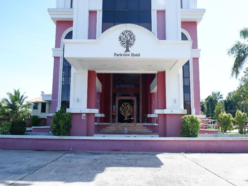 Parkview Hotel image