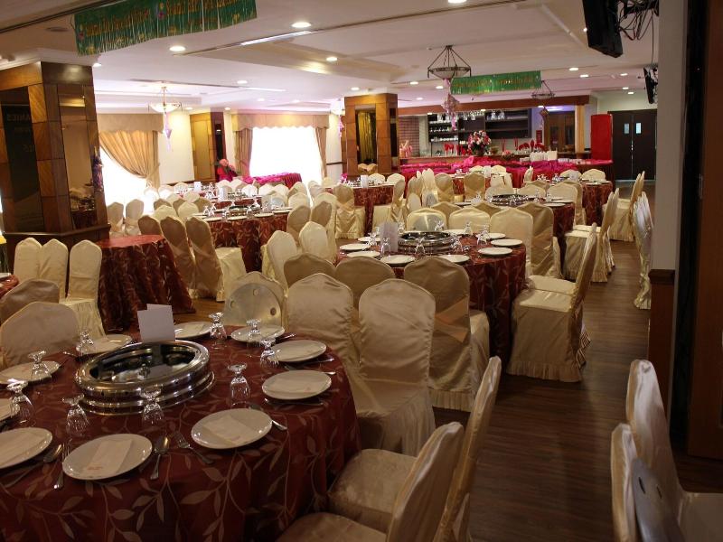 Parkview Hotel image