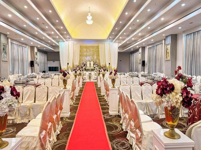 Parkview Hotel image
