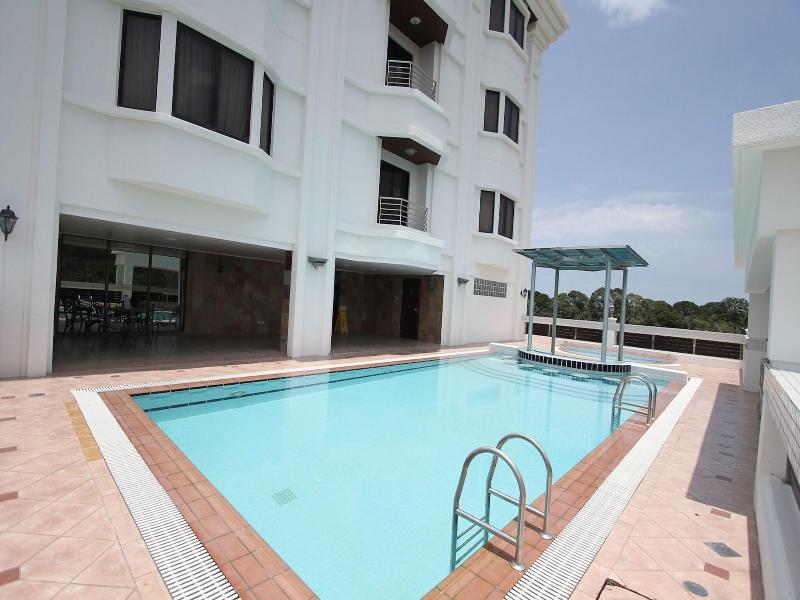 Parkview Hotel image