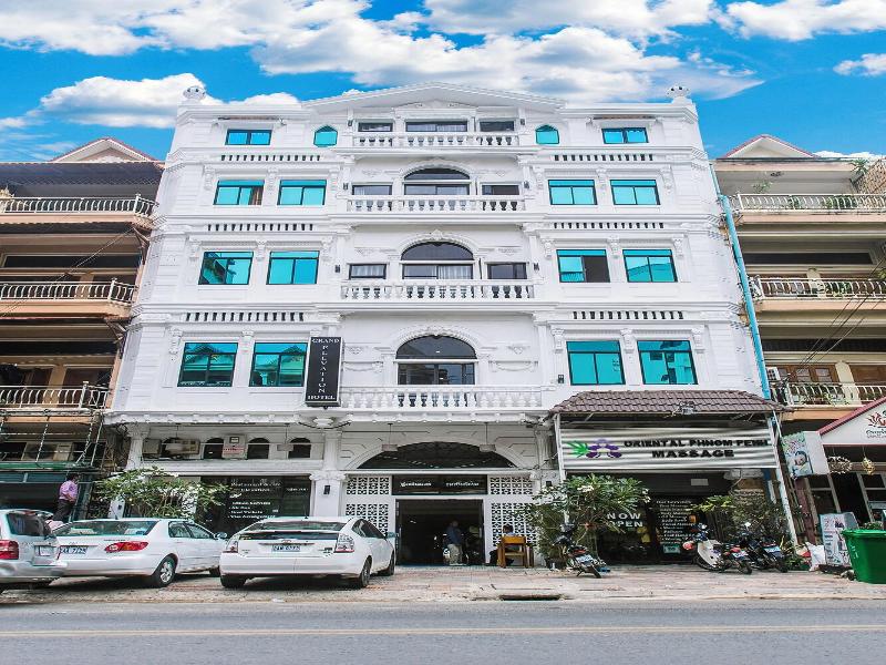 Grand Elevation Hotel image