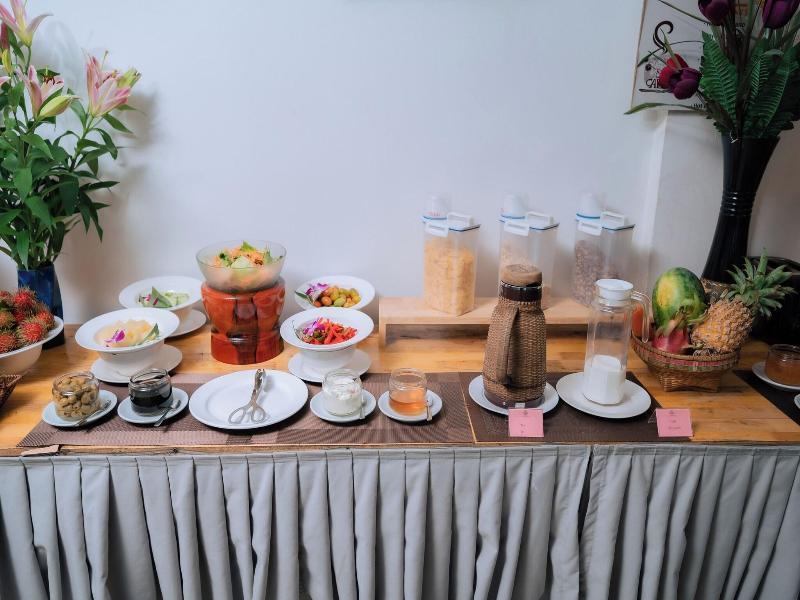 Grand Elevation Hotel image