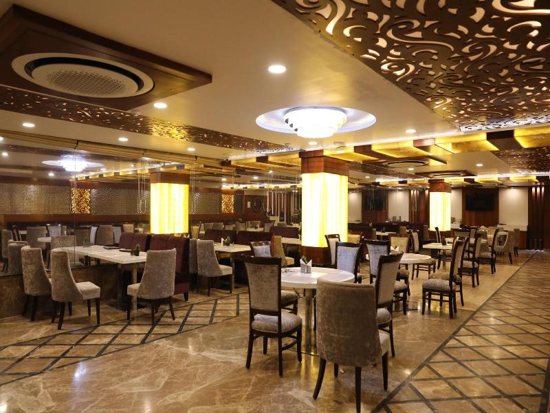 Hotel Tridev image