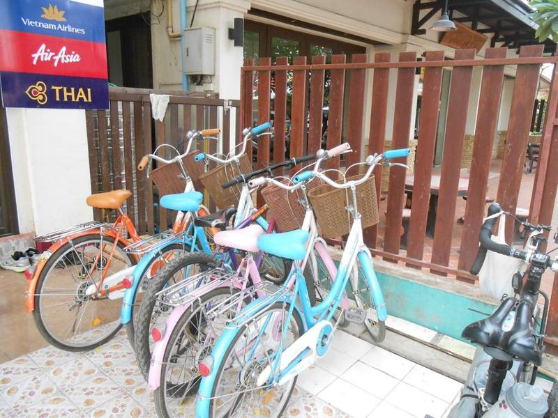 Lucky Backpackers Hostel image