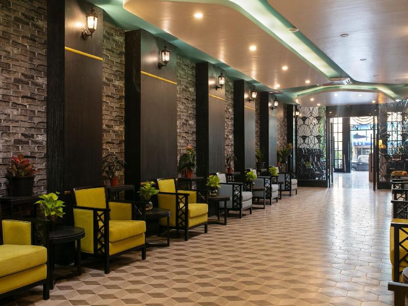 Azalea Parkview Hotel image