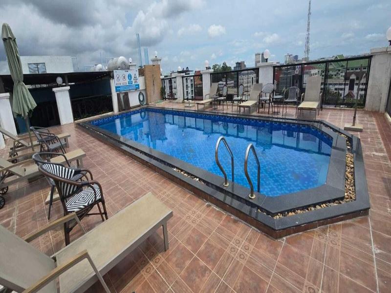 Azalea Parkview Hotel image