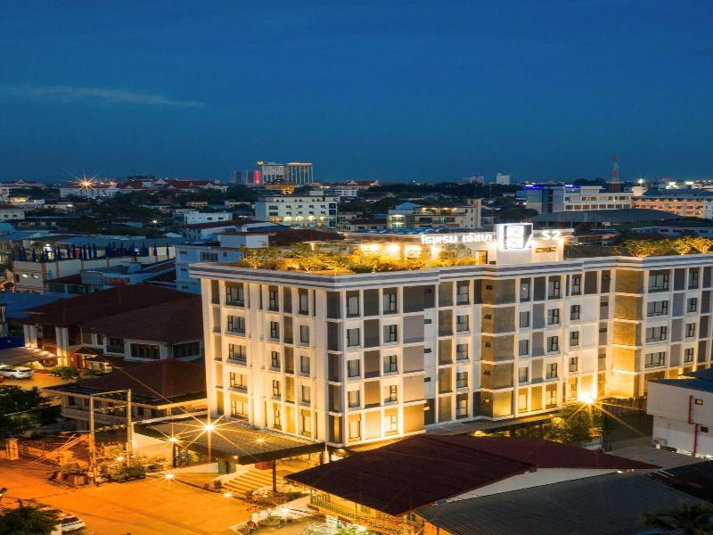 S 2 Modern Boutique Hotel  image